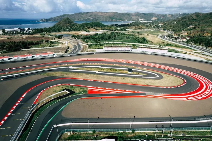 F1 Track Licensing Fees Analysis – Hosting a Grand Prix